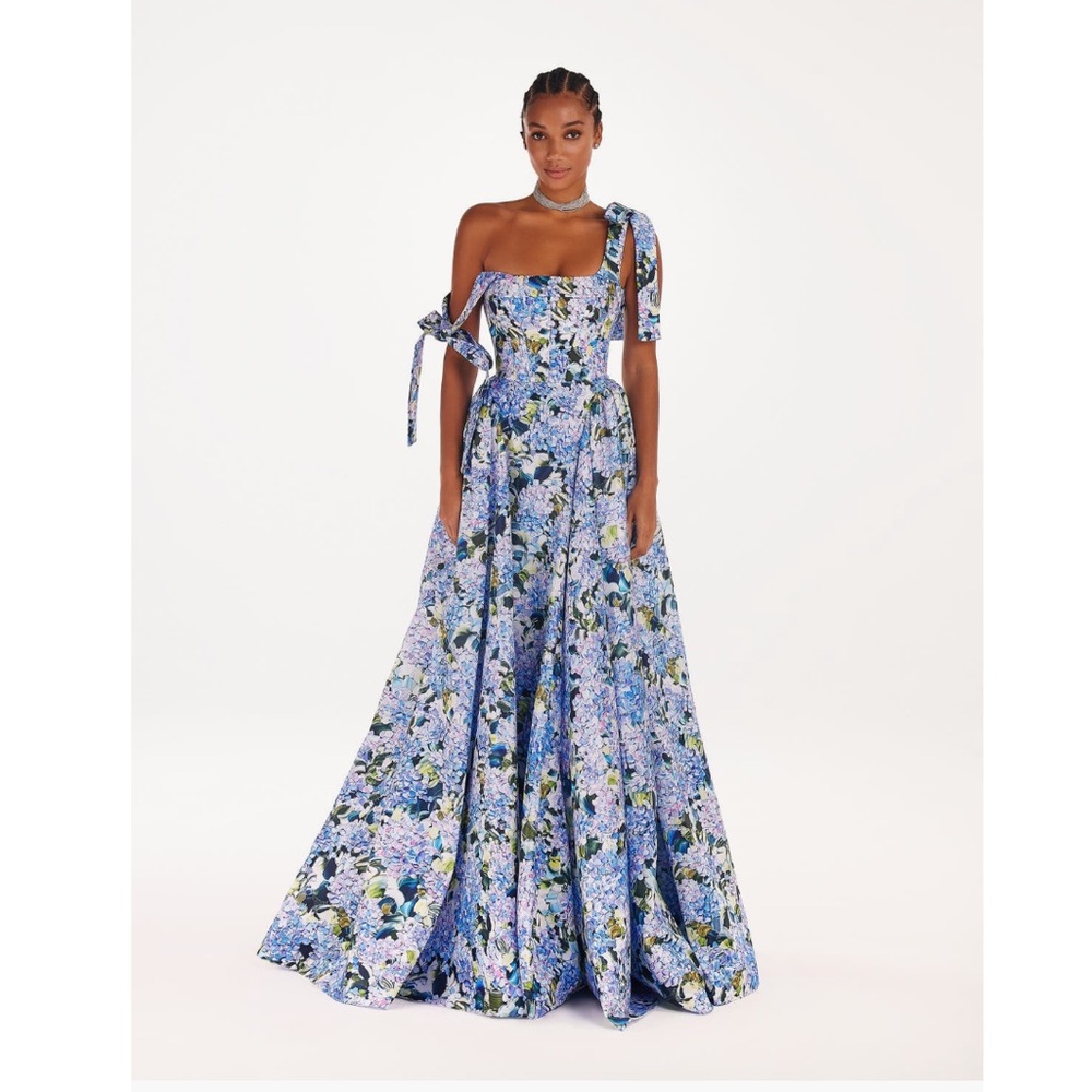 Milla Blue Hydrangea Strapped Maxi Dress - Picture 2 of 8